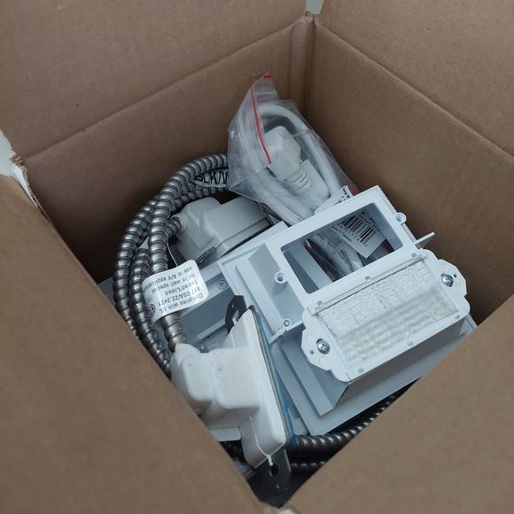 IWPE-7R2-MC HDTV Power Relocation Kit Double Gang Metal Clad Power Cable 7' PJW - Picture 3 of 15